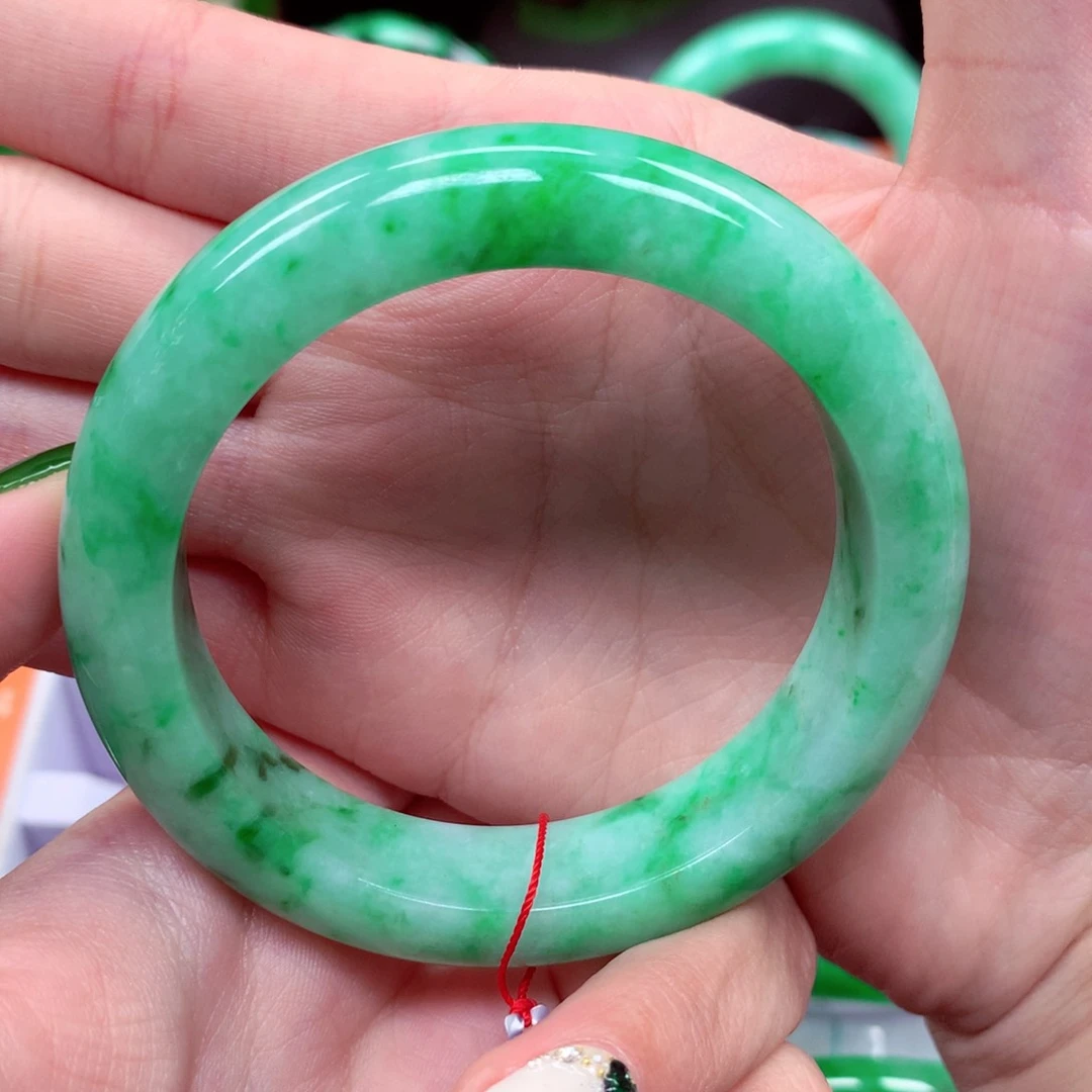 未镶嵌手镯翡翠翡翠