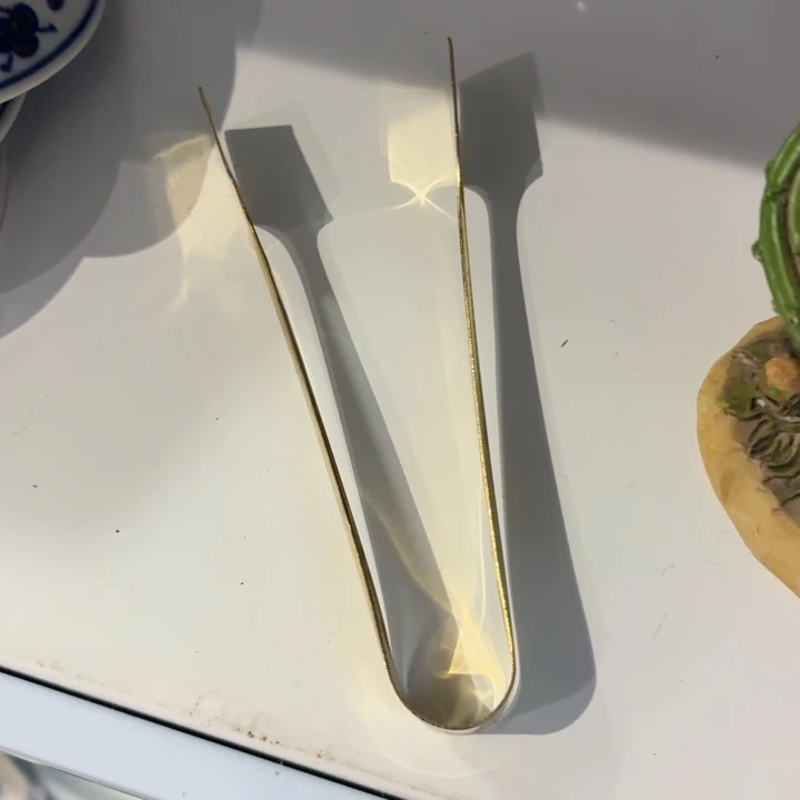 隔***王瓷片我也想要这样一款面霜呢嘻嘻