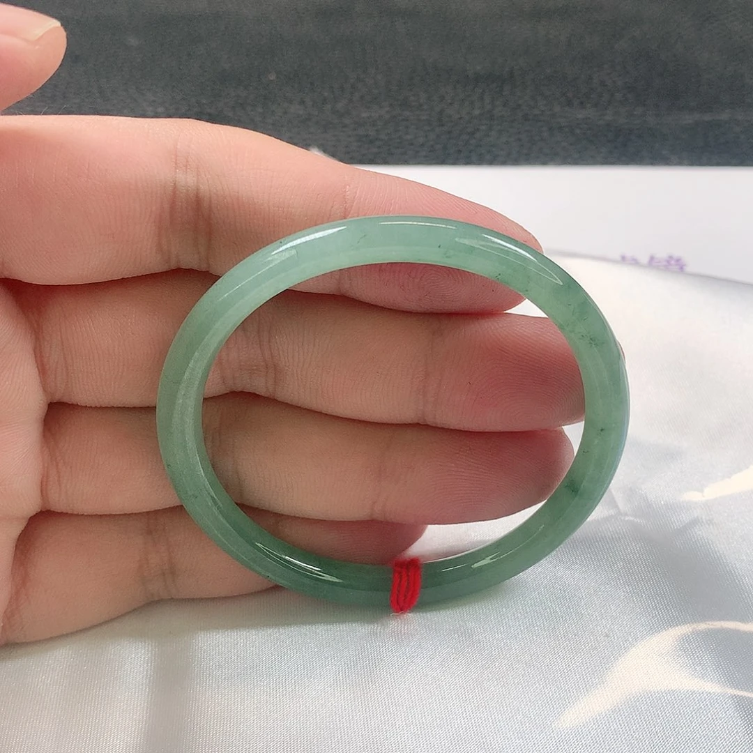 未镶嵌手镯（贵妃镯）翡翠300号