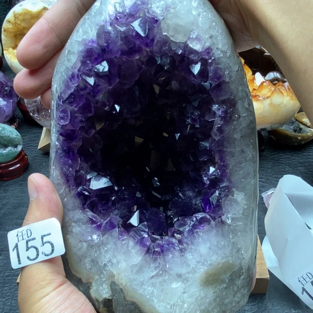 未镶嵌水晶大型摆件（非配饰）