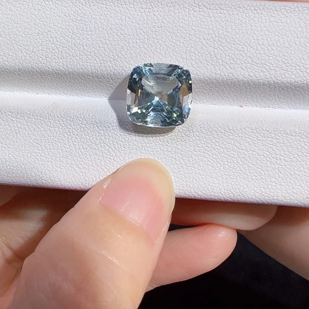 托帕石裸石7.65ct无烧