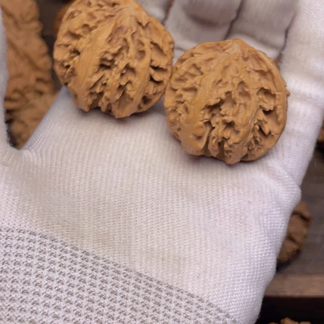 文玩核桃吊坠35 秦岭灯笼野生小众