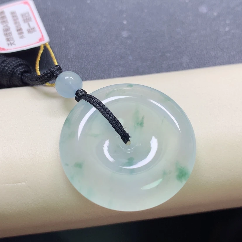 【闪购商品】翡翠颈饰未镶嵌扣子