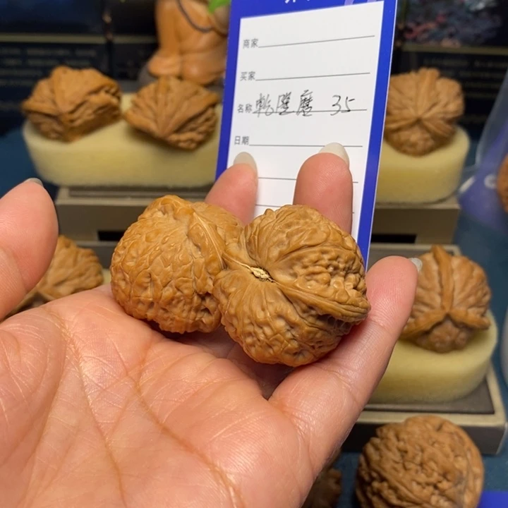 【闪购商品】把件文玩核桃糖***糖乾隆磨