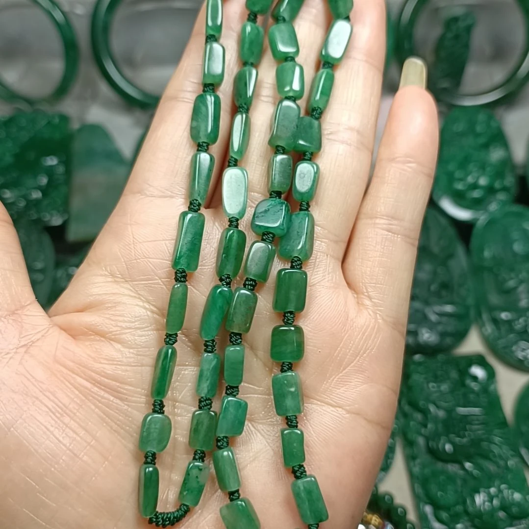 独山玉未镶嵌挂件链子