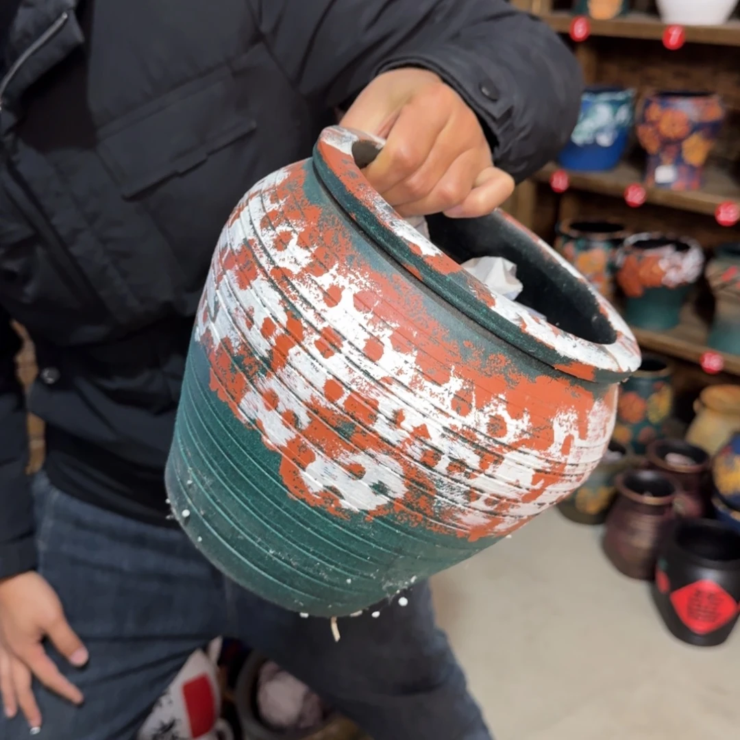 红陶浮雕花盆炸炸炸