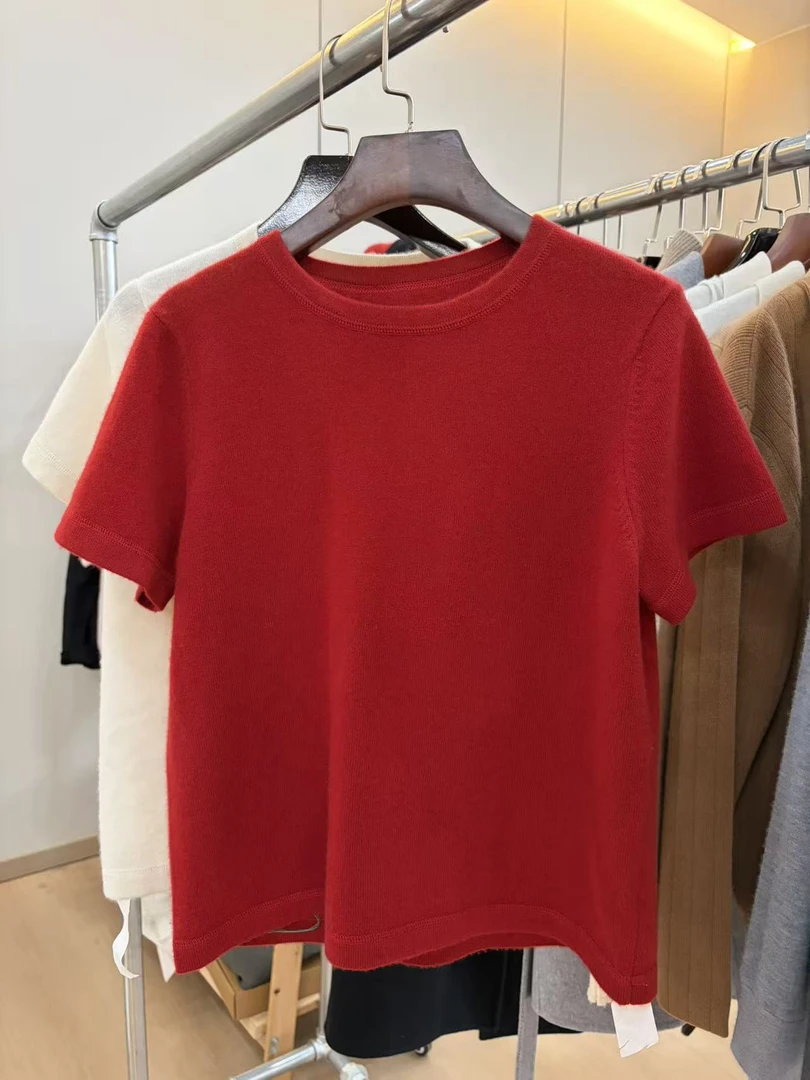 针织常规款宽松型圆领常规衫保暖绒衫纯色