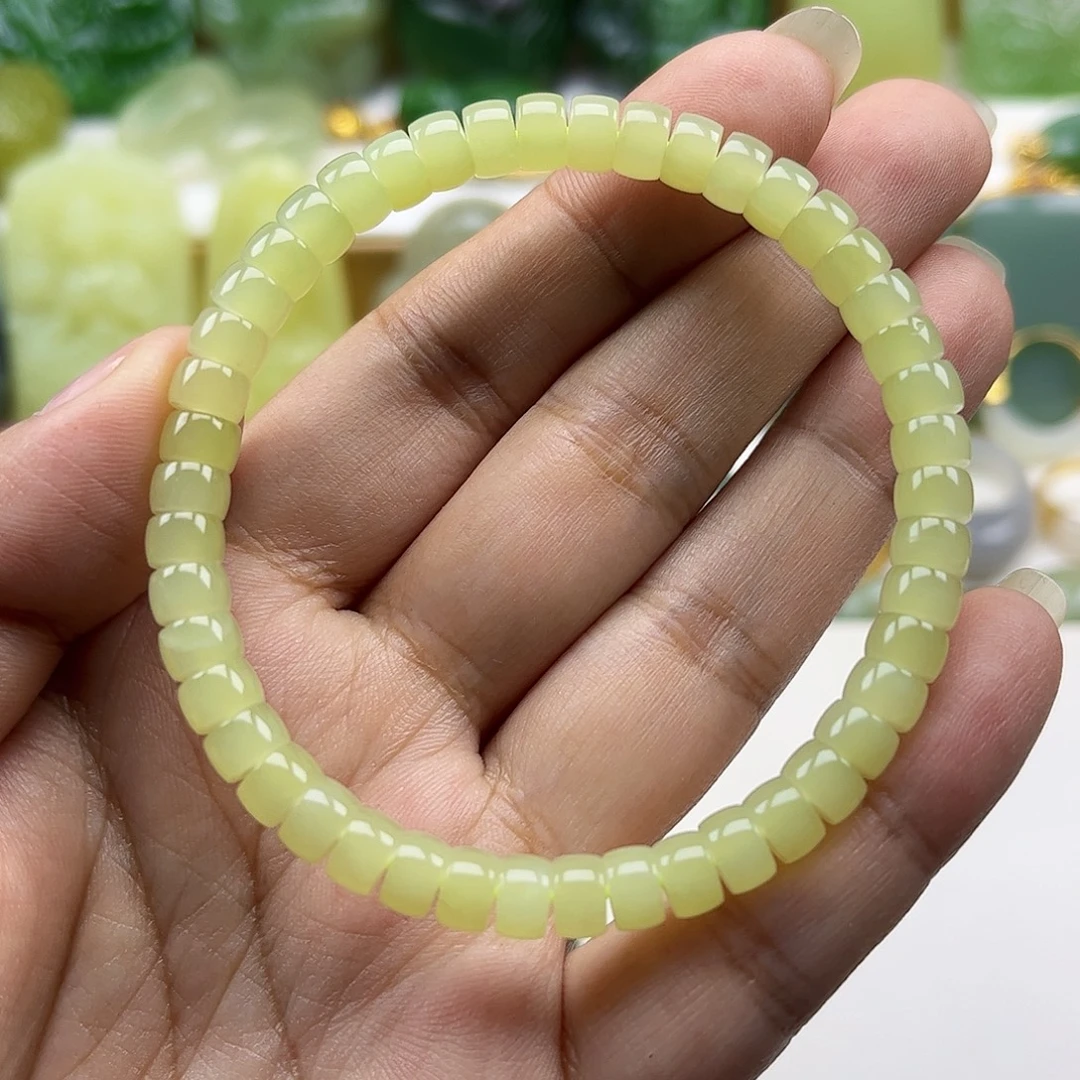 和田玉未镶嵌手串