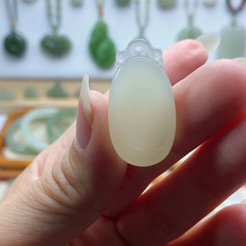 【闪购商品】和田玉未镶嵌颈饰