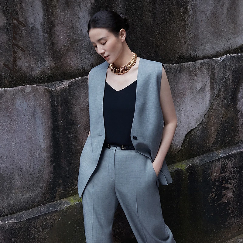 LANCY/朗姿2025夏新款高端法式V领西装马甲短裤两件套套装女通勤