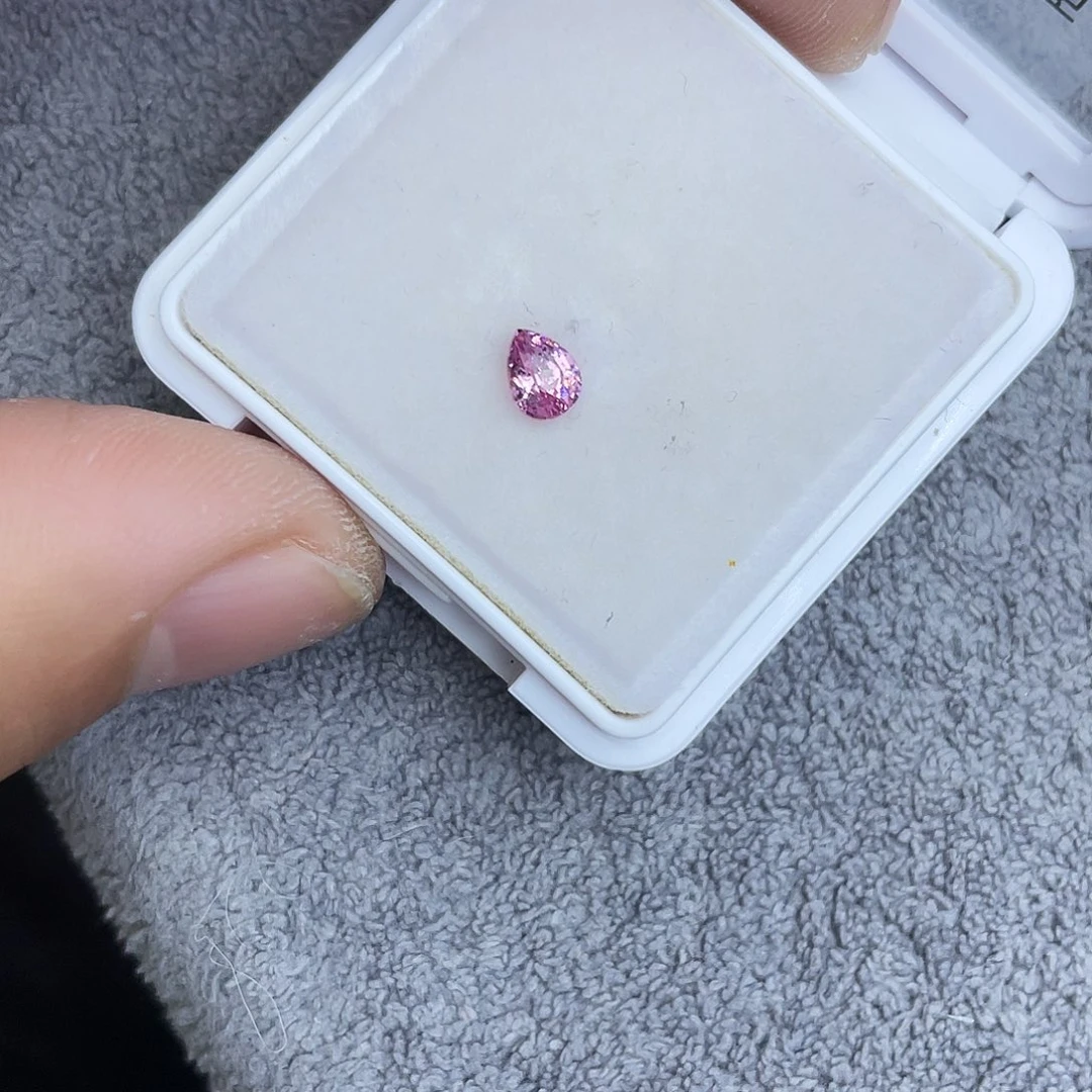 尖晶石裸石0.45Ct马亨盖