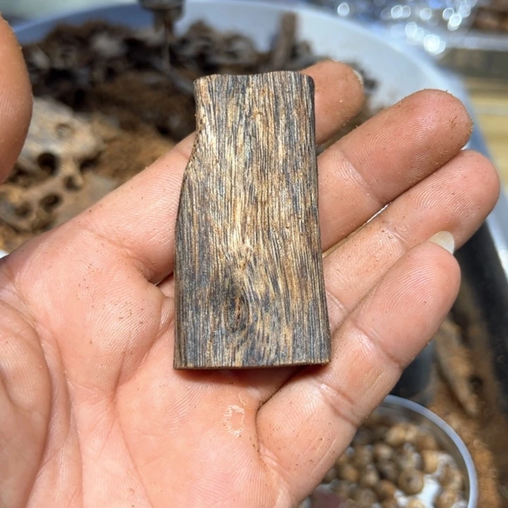 沉香碎屑沉香光****?绿棋楠沉香9.6克