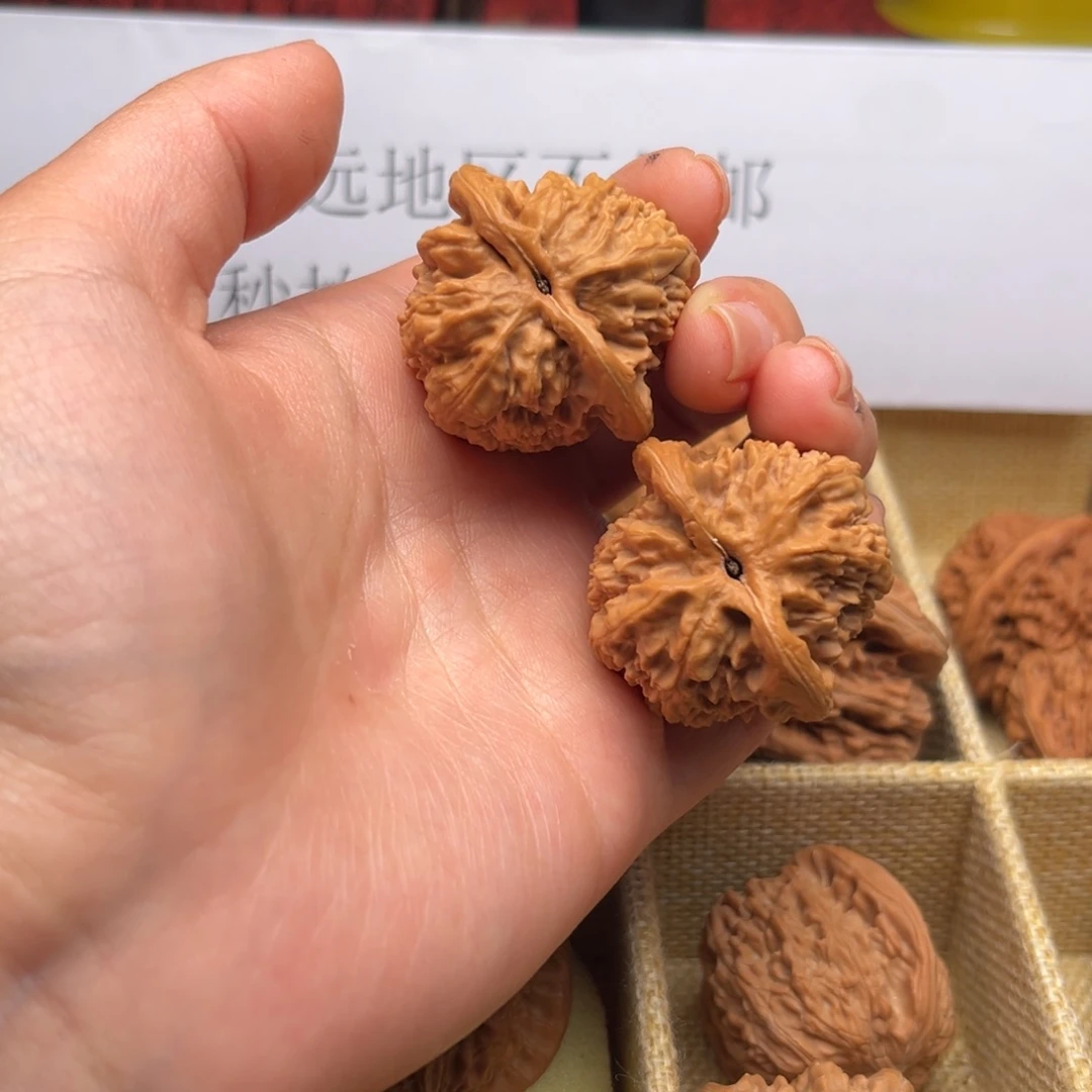 文玩核桃吊坠36蚂蚁沟微瑕疵