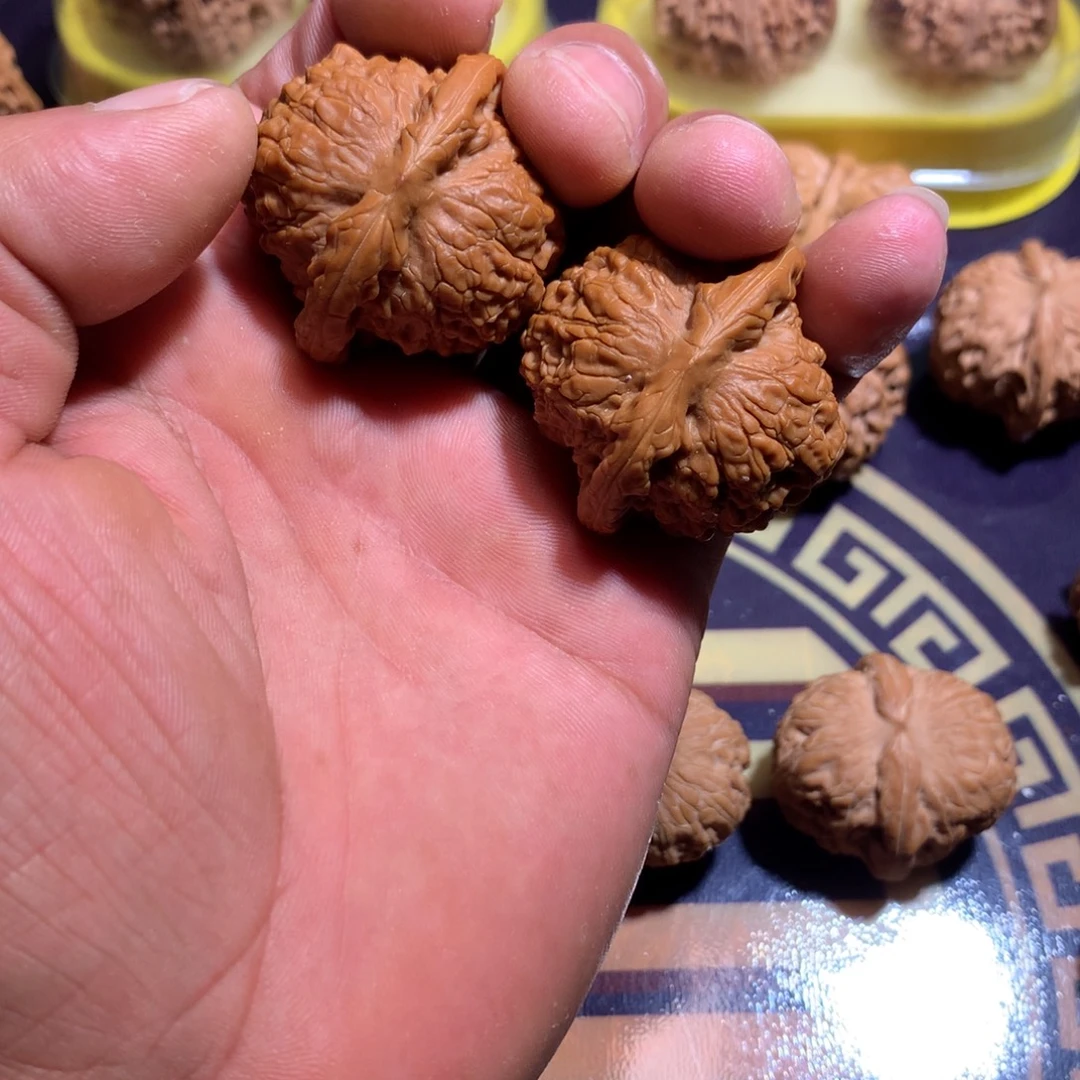 吊坠文玩核桃血麒麟40