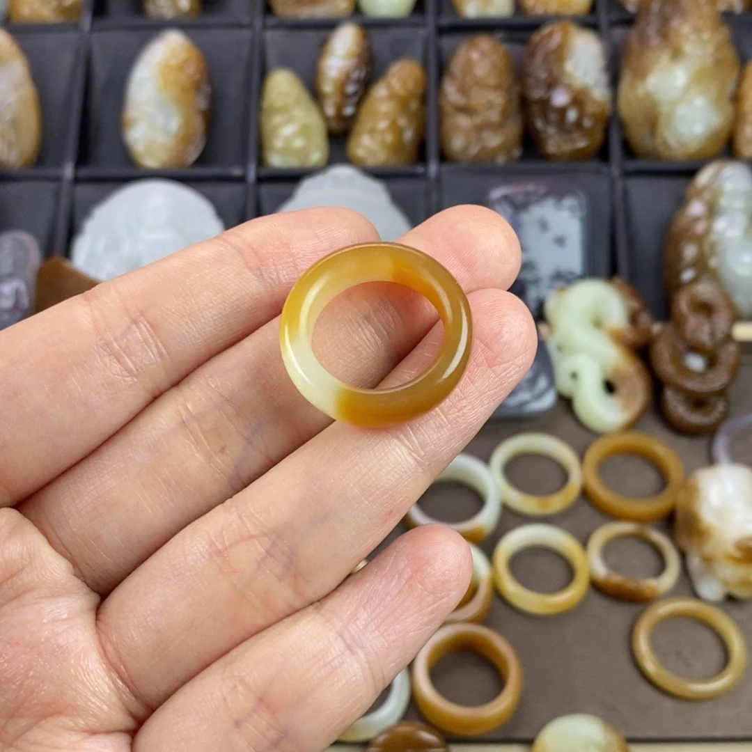 和田玉戒指未镶嵌