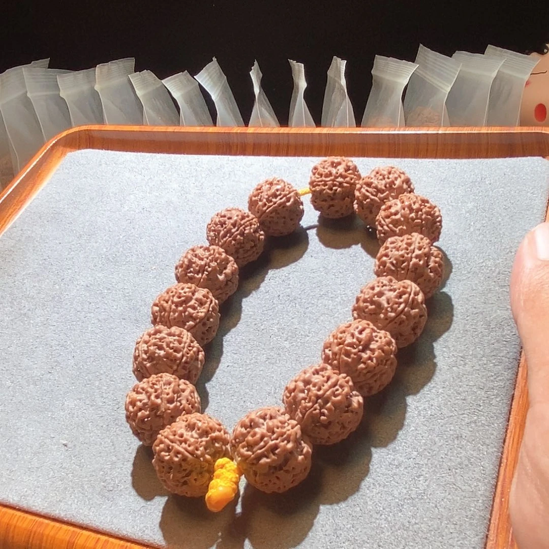 吊坠金刚菩提私人订制原生态深沟蜂王19mm
