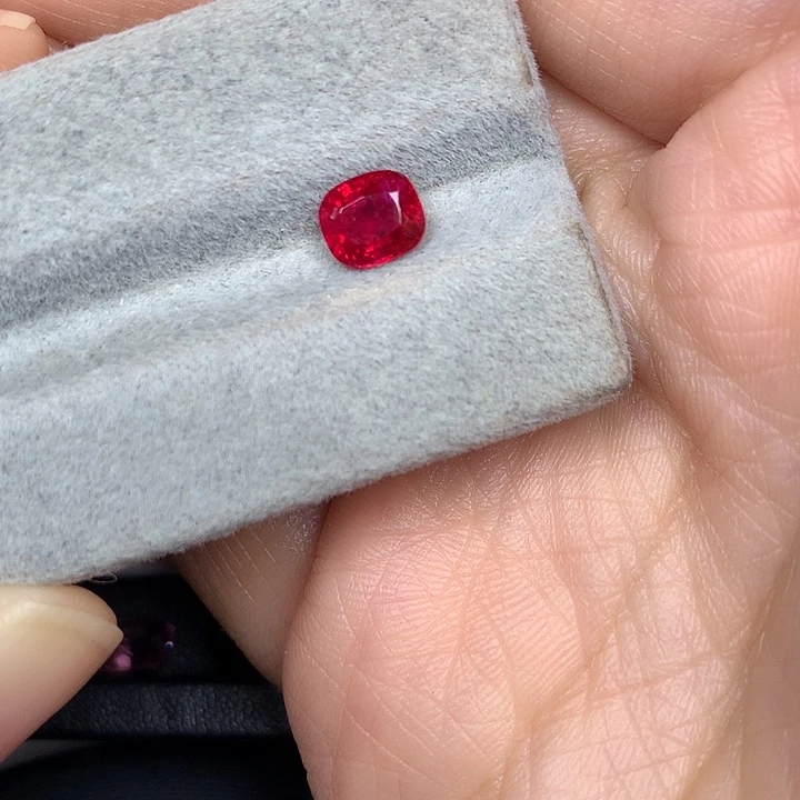 尖晶石裸石1.07ct绝地武士尖晶石吉尔德