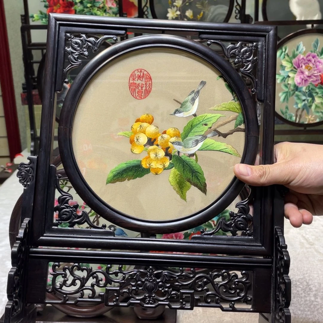 刺绣非遗传承摆件