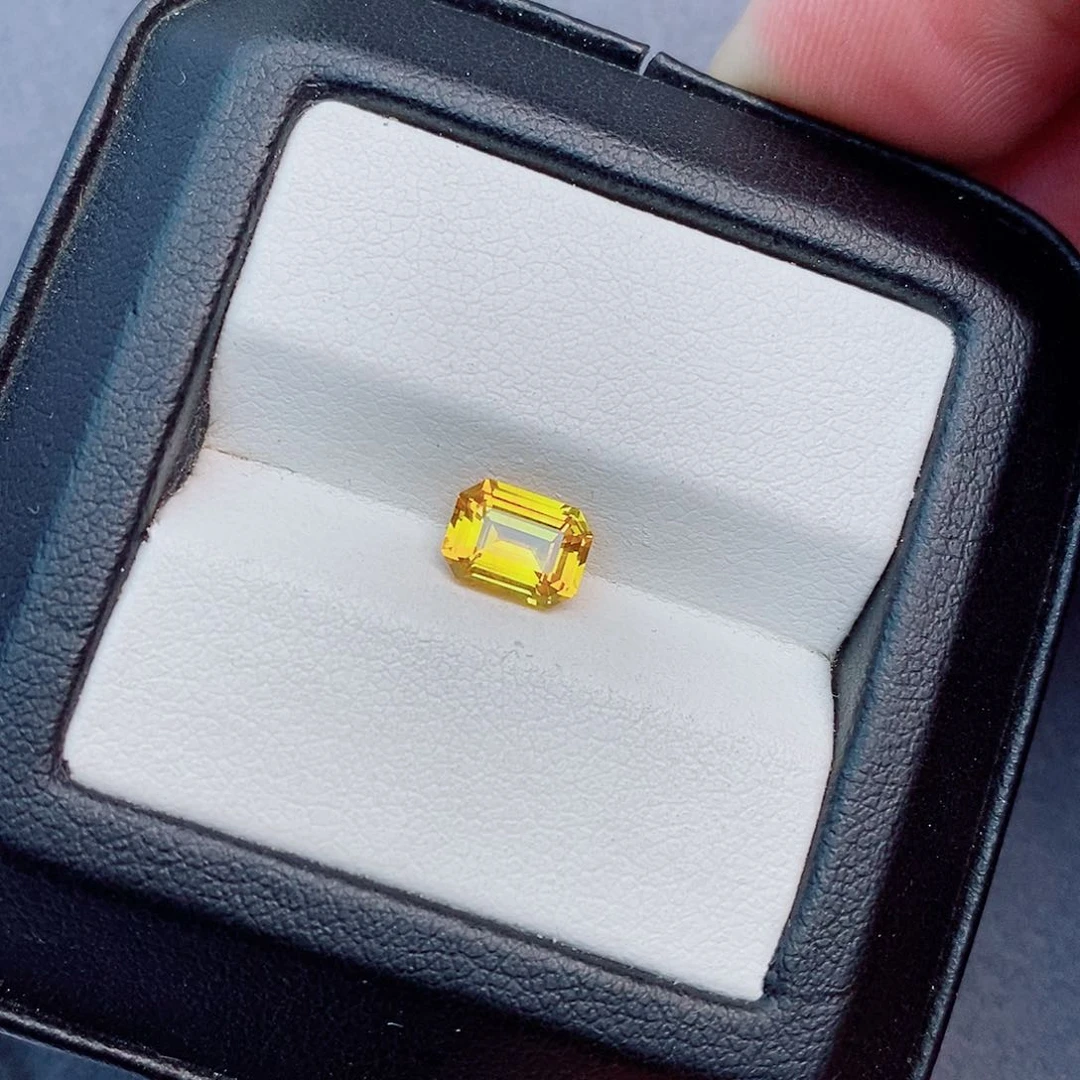 彩色蓝宝石裸石未镶嵌1.6ct 金丝雀