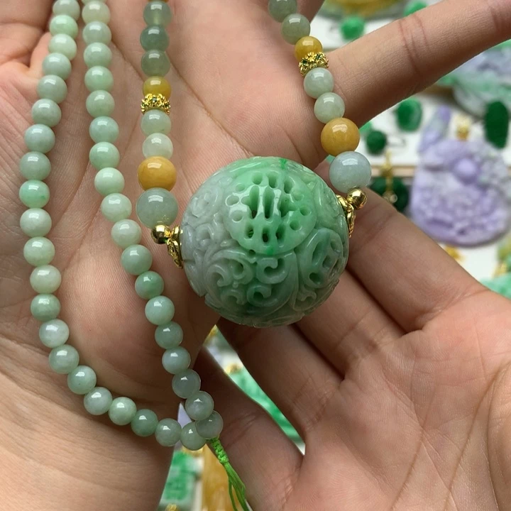 颈饰未镶嵌翡翠翡翠