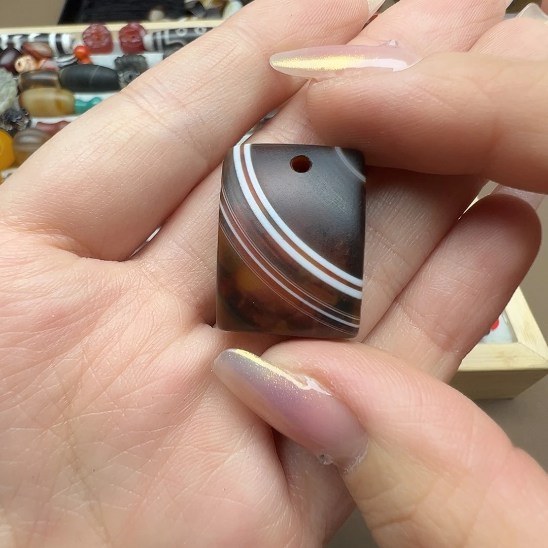 未镶嵌玛瑙/玉髓珠宝半成品