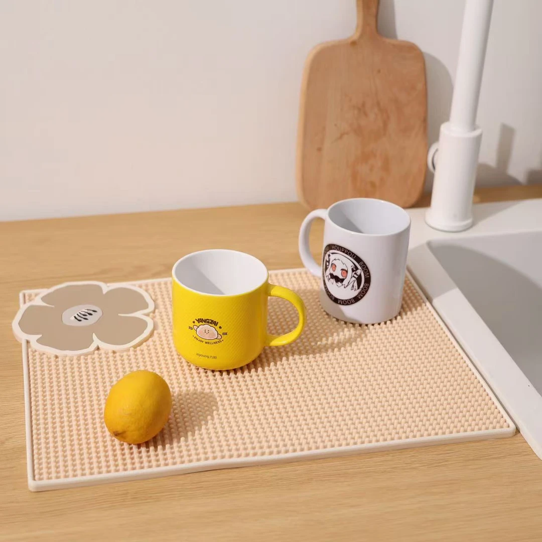 新款硅胶沥水垫隔热垫防烫耐高温餐垫桌垫厨房台面保护垫锅垫