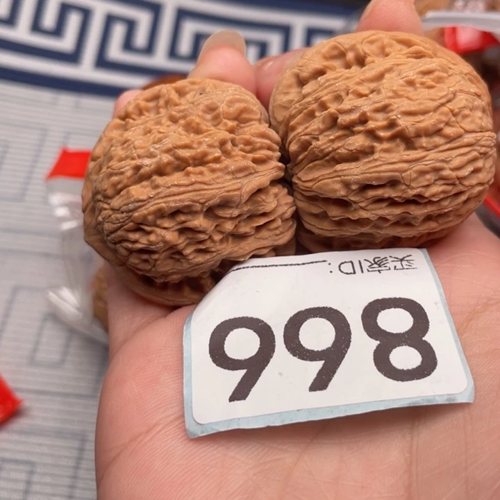 文玩核桃吊坠核桃