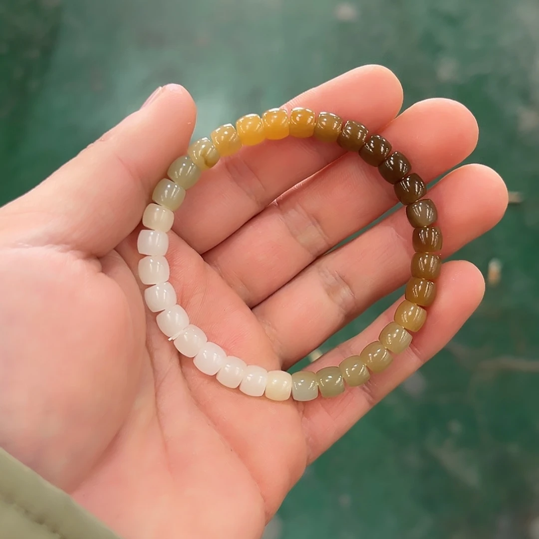 【闪购商品】和田玉（糖玉）颈饰未镶嵌华****