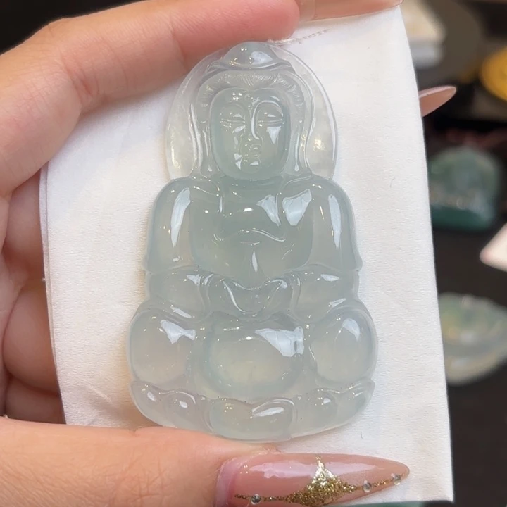 翡翠未镶嵌颈饰天然缅甸a货