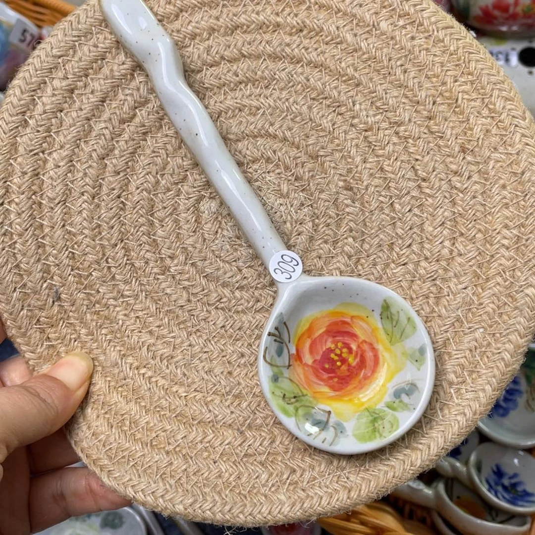 匆***路吃饭勺景德镇高温陶瓷8888