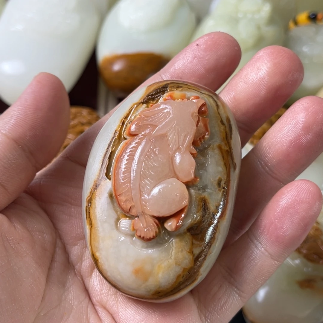 歆***点石材天然方解石手把件不退换
