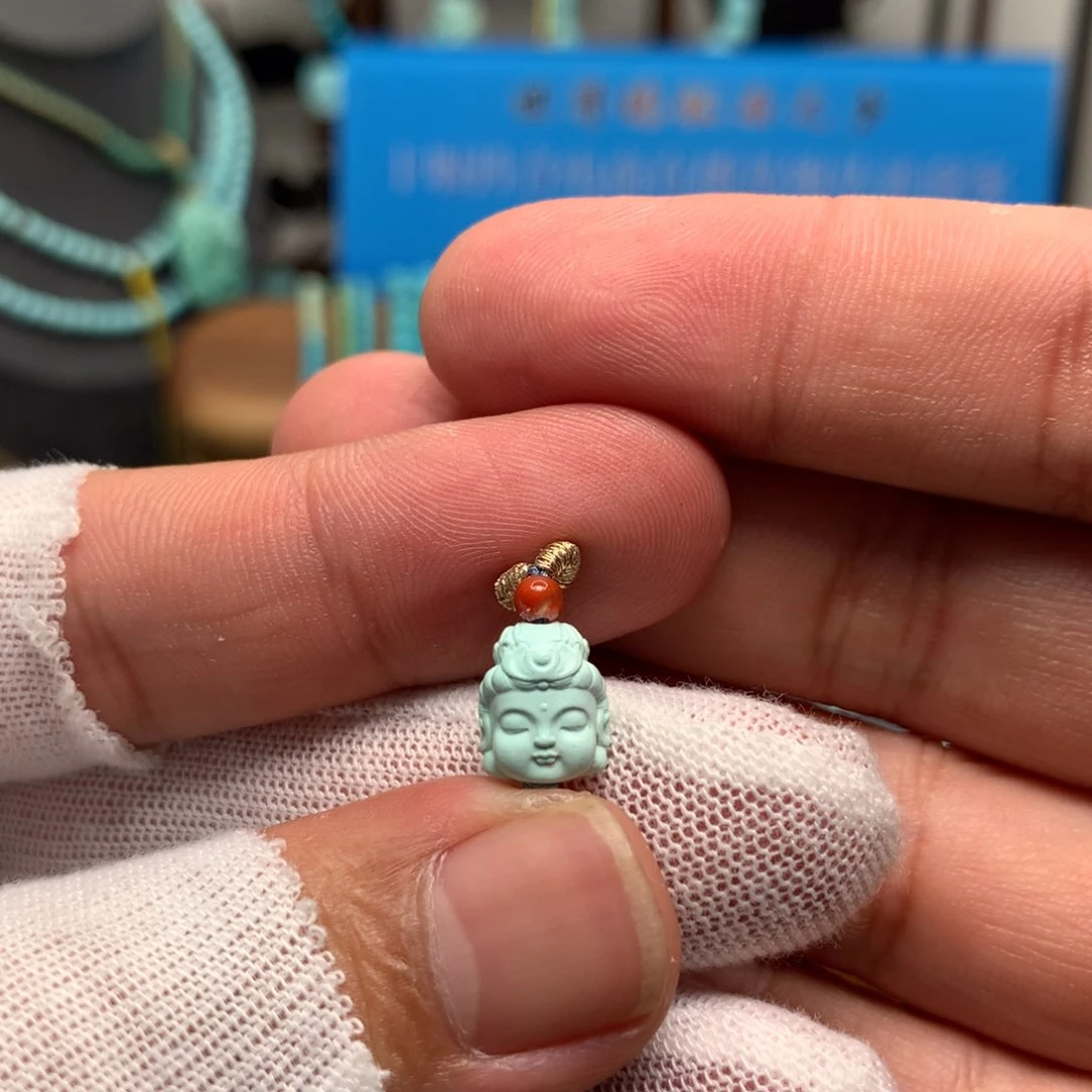 绿松石未镶嵌挂件