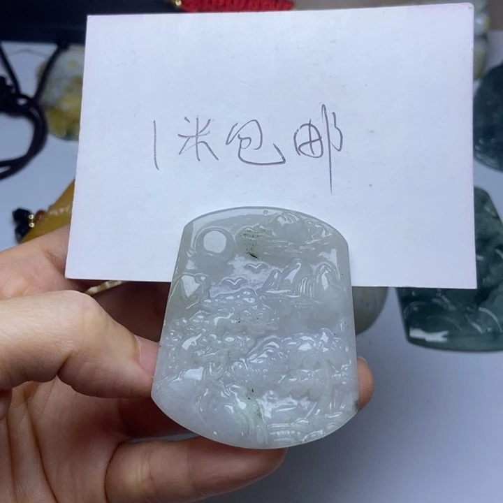 翡翠未镶嵌颈饰铁*头翡翠