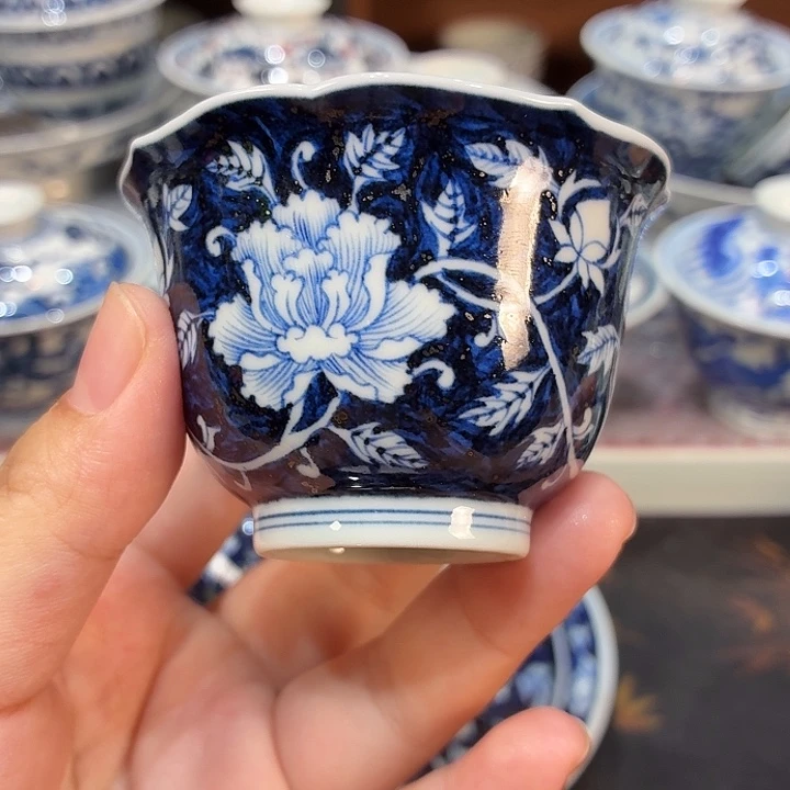 陶瓷。
