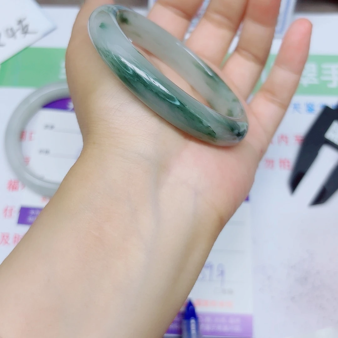 石英质玉手镯未镶嵌54/6059