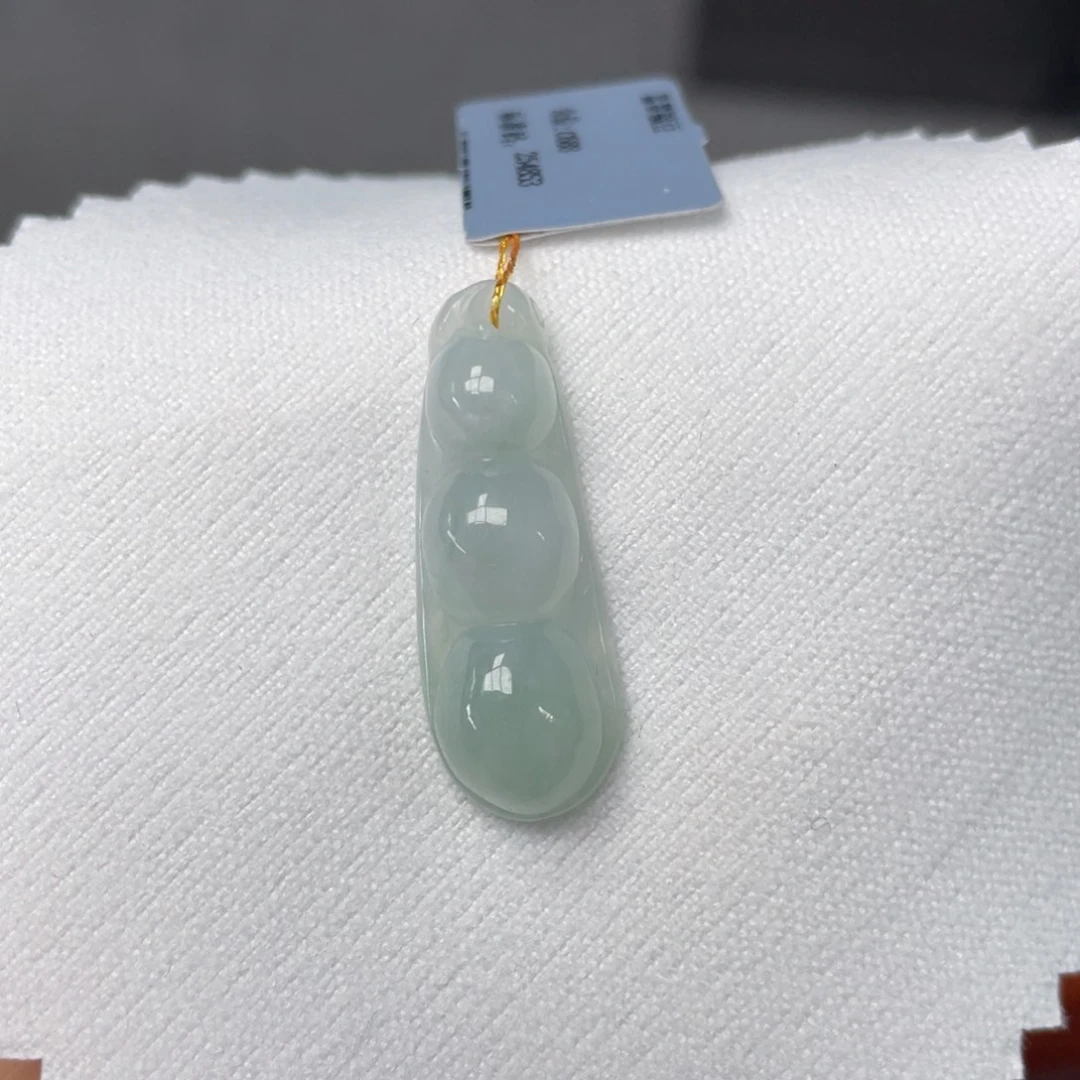 颈饰未镶嵌翡翠福豆