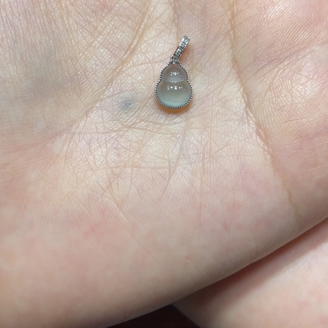 翡翠颈饰18K金镶嵌天然