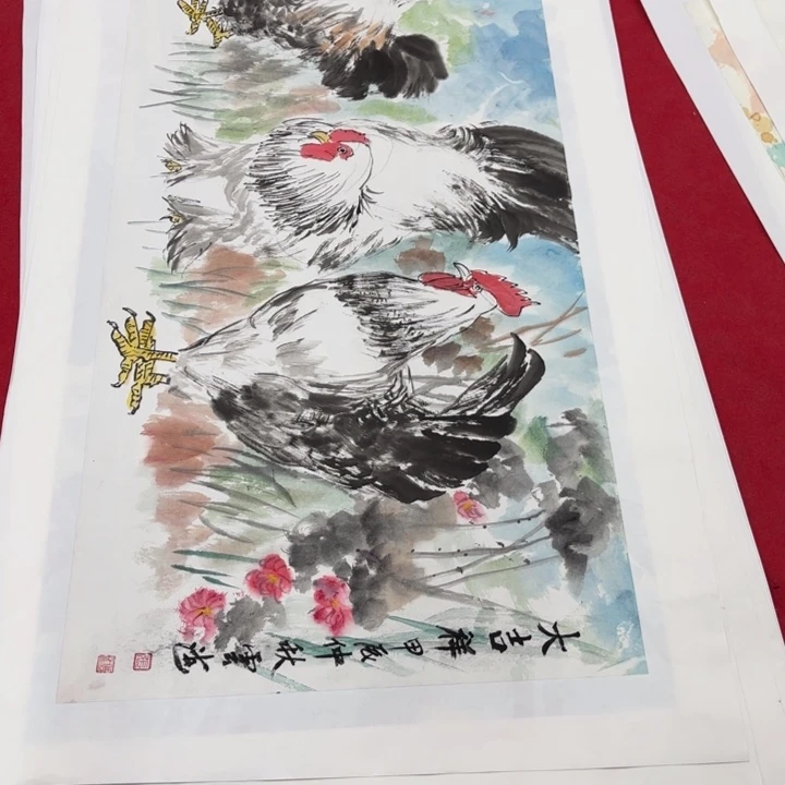 国画花鸟等图案为一体而得