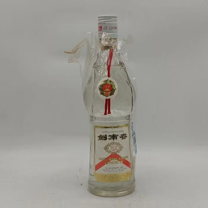 1987年白盖剑南春 52% 207-15