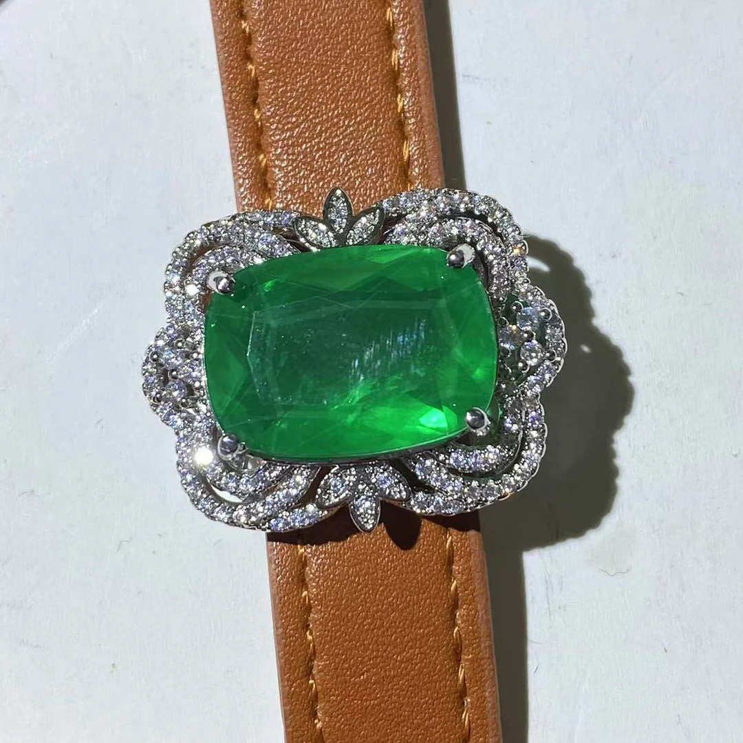 精选w17-典藏轻奢-重工豪华吊坠