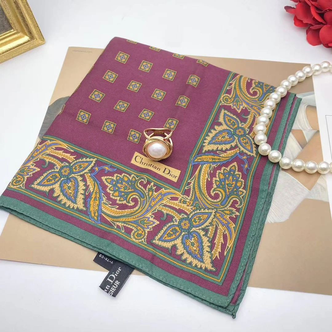99新 DIOR/迪奥 海囤/迪奥/丝巾/yy05109