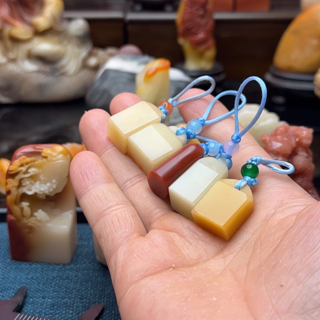 寿山石秦*寿山石雕刻