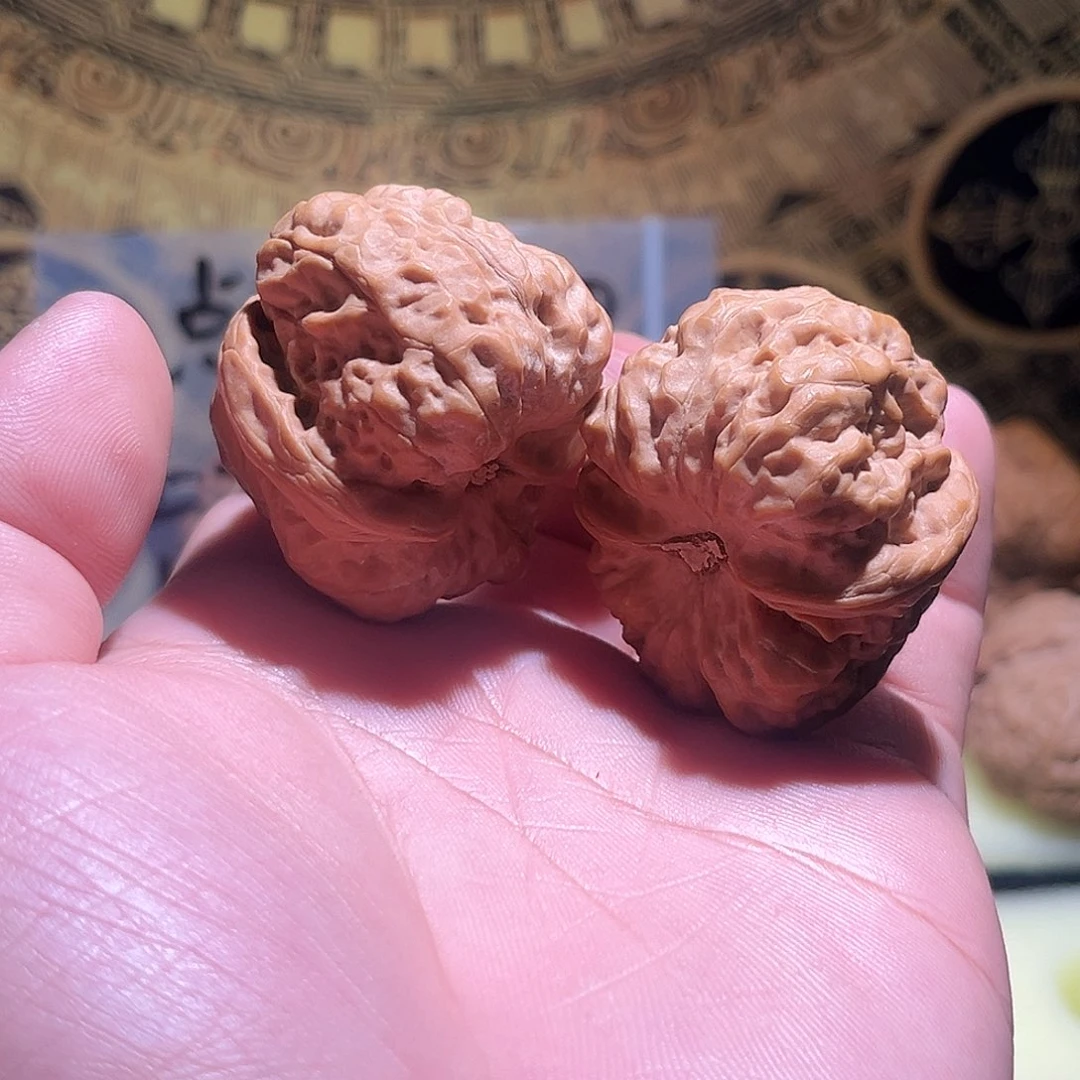 祁***聖文玩核桃吊坠蛤蟆头