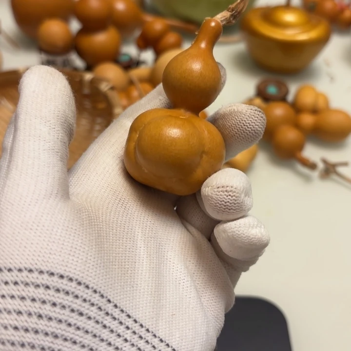 飞***将天然手捻老皮葫芦