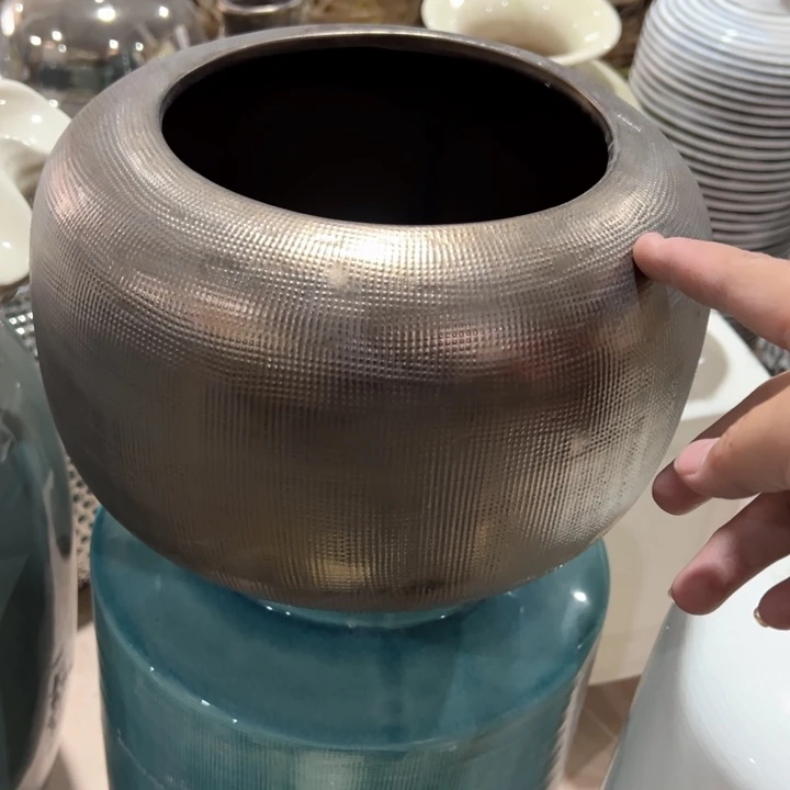 陶瓷花瓶摆件外贸出口（微瑕）高16口14公分