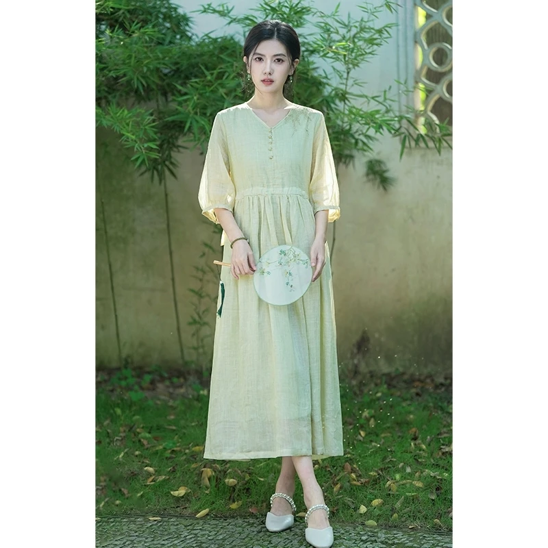 7356#气质裙子长款法式A字裙V领仙气套头连衣裙刺绣夏季