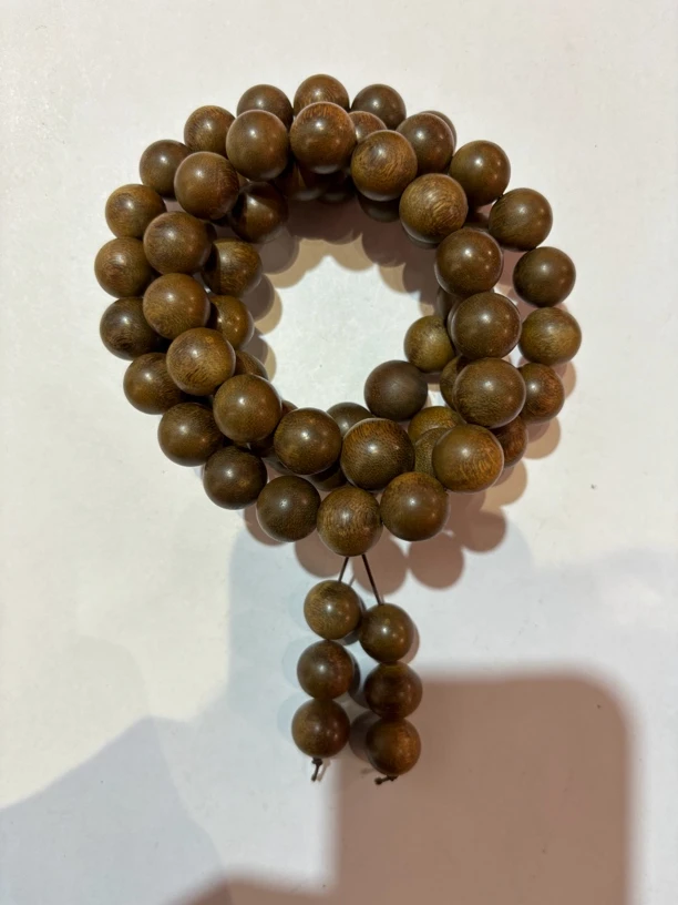 沉香 香港大屿山雷击留疤黄奇长串1.4