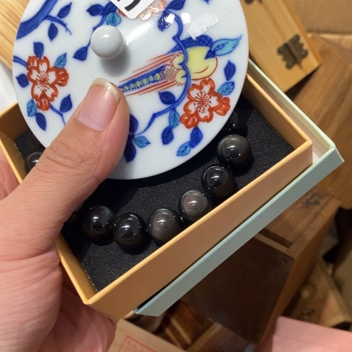 聂***方手工艺品琉璃，584