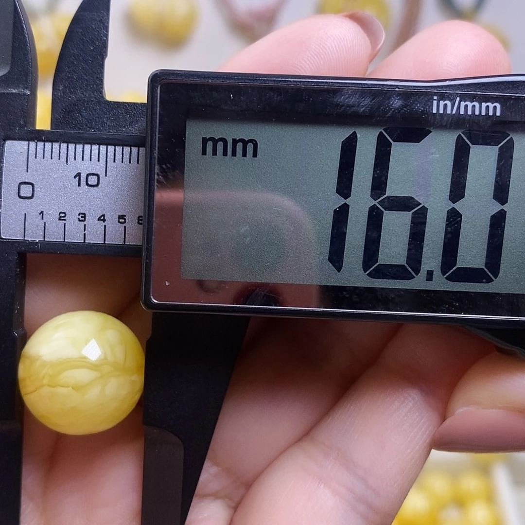 裸石琥珀未镶嵌蜜蜡圆珠