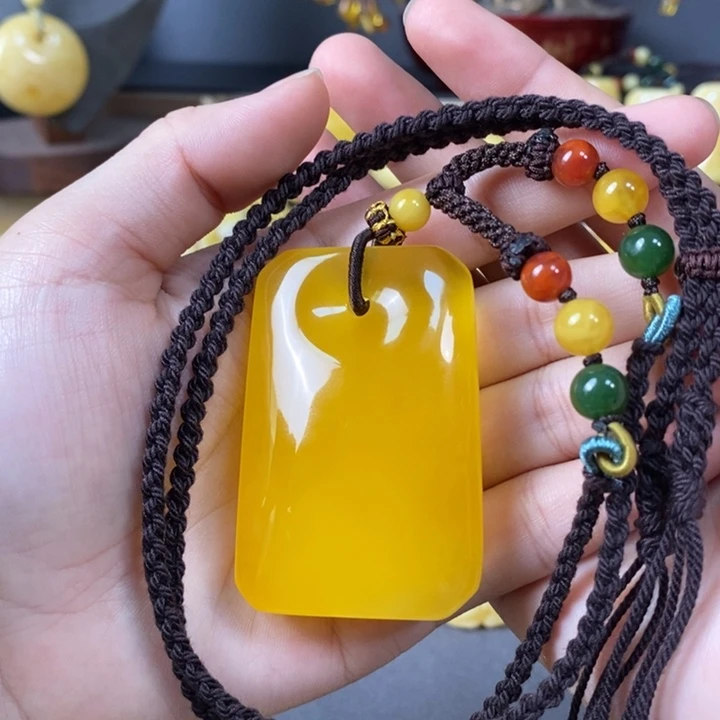 未镶嵌琥珀裸石无事牌